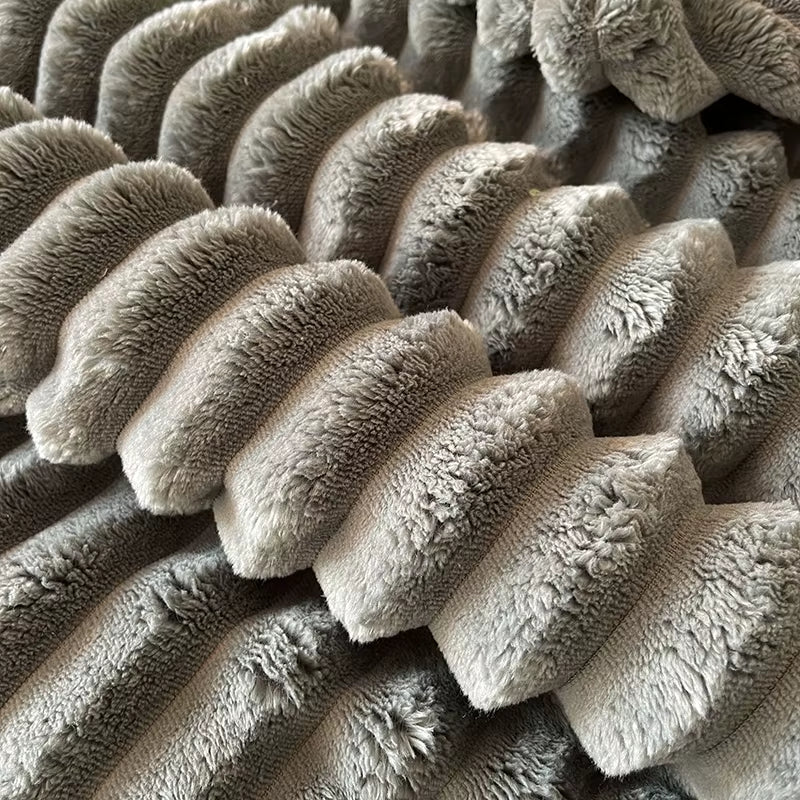 Cozy Tatting Weave White Fleece Blanket