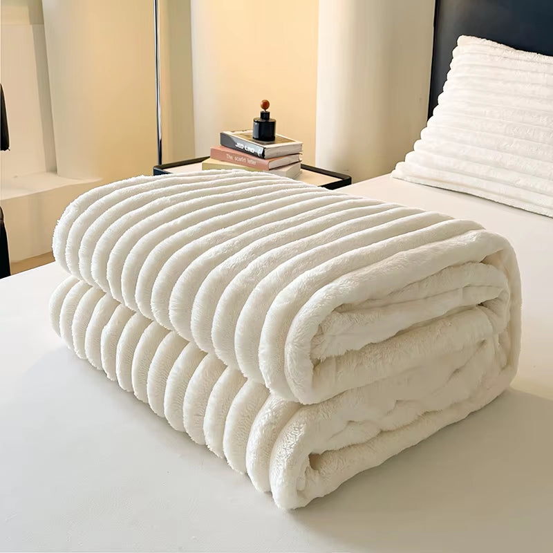 Cozy Tatting Weave White Fleece Blanket