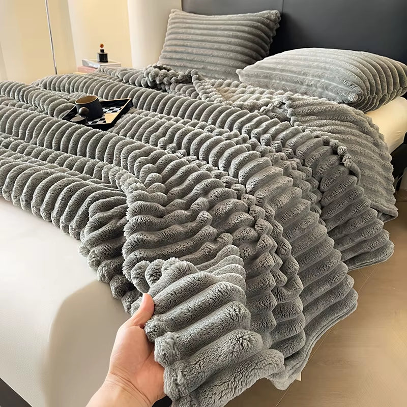 Cozy Tatting Weave White Fleece Blanket